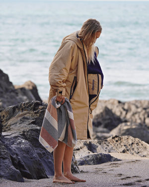 B-Stock Recycled Changing Robe